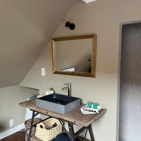 Le Flaneur B&B