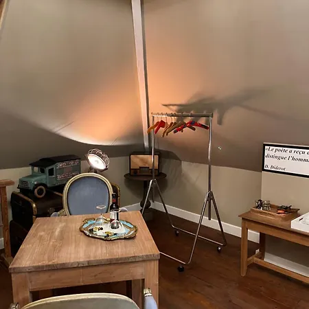 Le Flaneur B&B